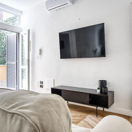 밀라노 Joivy Stunning Flat With Balcony 아파트 외부 사진
