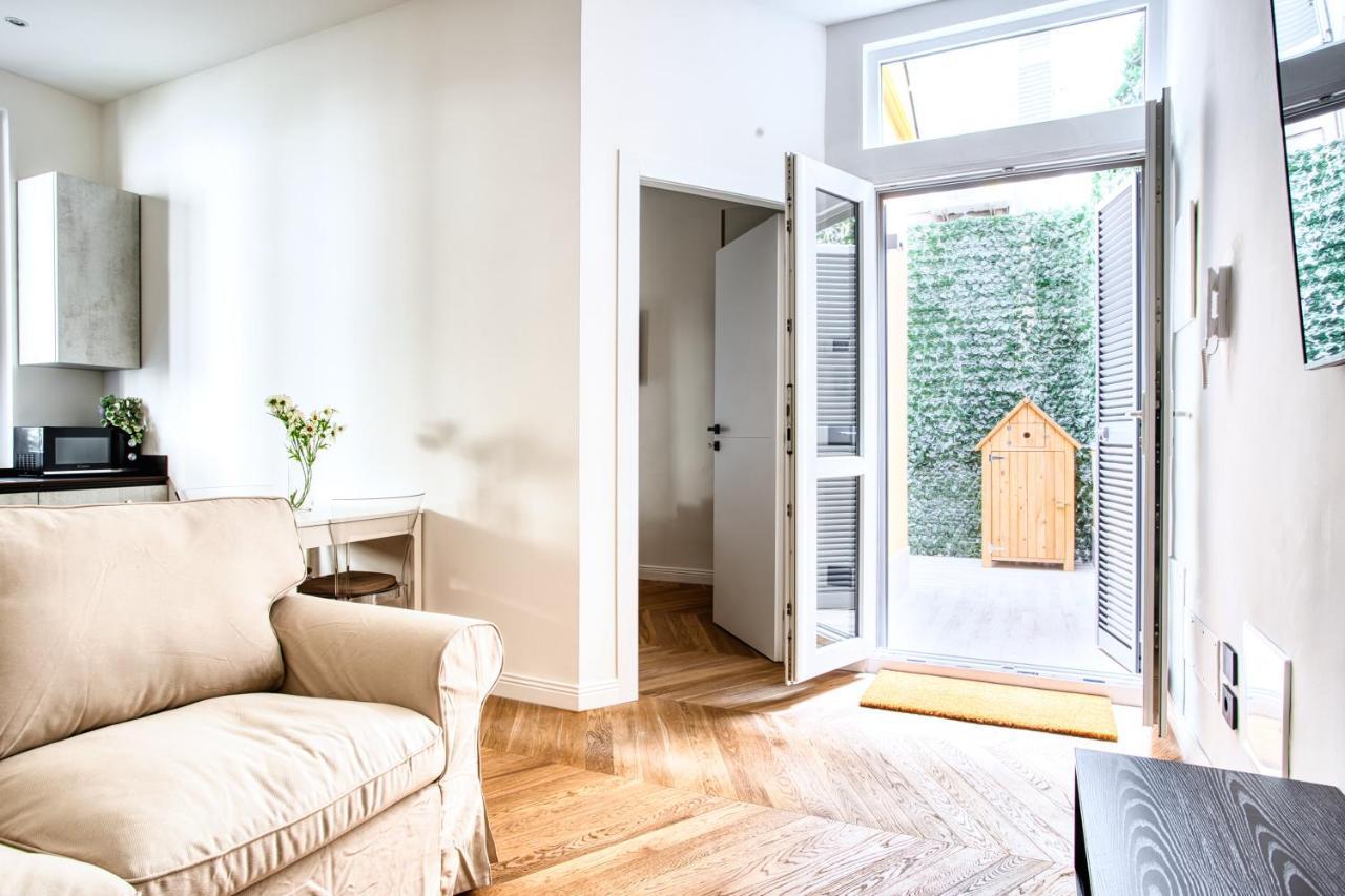 밀라노 Joivy Stunning Flat With Balcony 아파트 외부 사진